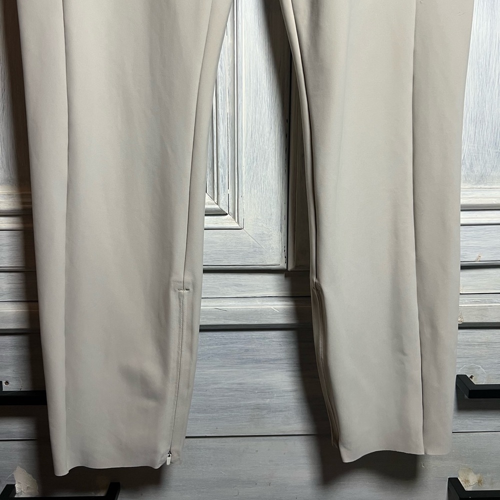 Athleta Stellar Trouser Beige Athleisure Travel Lounge Classic Active - Picture 5 of 10
